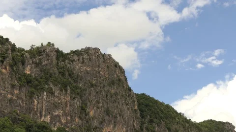 Mountain in the evening and moving clouds.4k video Video stock 92513587