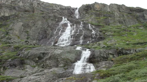 Mountain falls Video stock 27525011