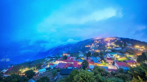 MOUNTAIN WITH FLYING CLOUDS IN TAIWAN Stock-Footage 202514860