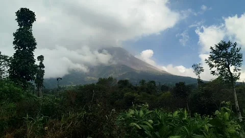 Mountain fog Stock Footage 341828053