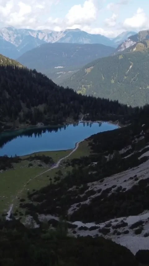 Mountain Stock-Footage 220610858