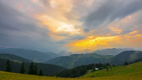 The Mountain Forest on Background of Sunset Vidéo 101927545