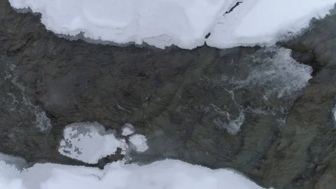 Mountain forest river in the winter in the Carpathians. Ukraine. Phantom 4 Pro 스톡 동영상 96497770