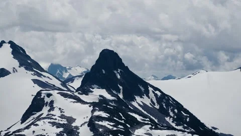 Mountain Glacier Peak clouds time lapse snowy vancouver bc whistler skiing s Stockbeeldmateriaal 277669180