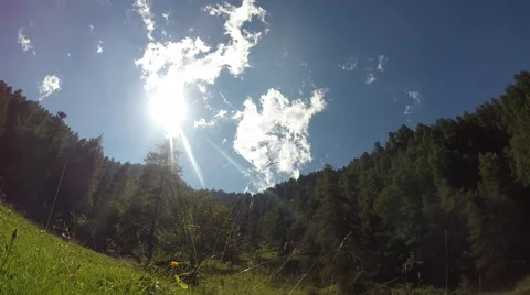 Mountain glade, clouds and sunlight 스톡 동영상 41450858