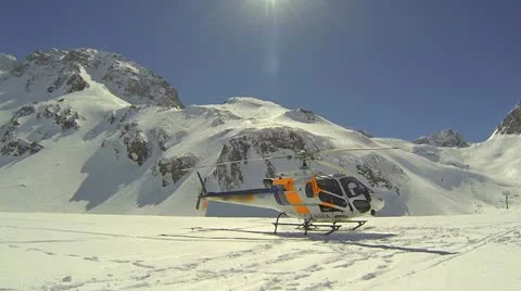 Mountain helicopter Video stock 22410431