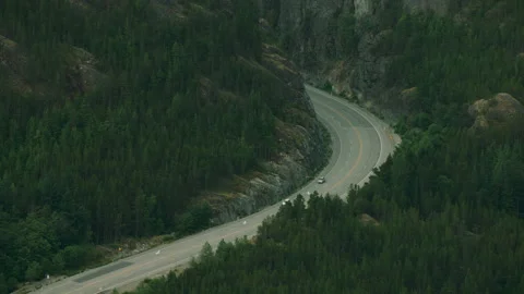 Mountain Highway Corner 4K 動画素材 251671401