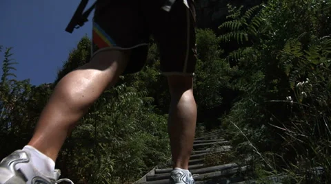 Mountain hiking Vídeo Stock 34299819