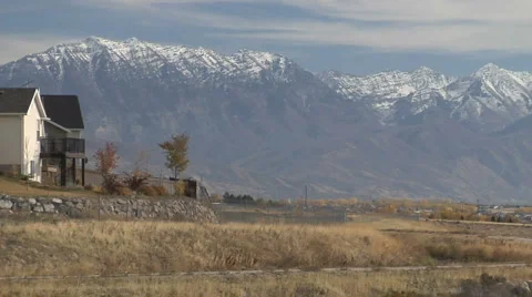 Mountain Homes 03 库存影片 2878342