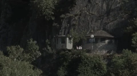 Mountain House 動画素材 67339260