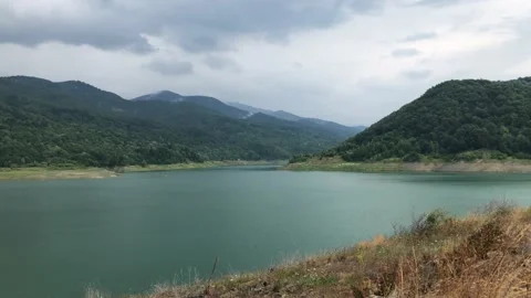 Mountain Lake Landscape 库存影片 135802068