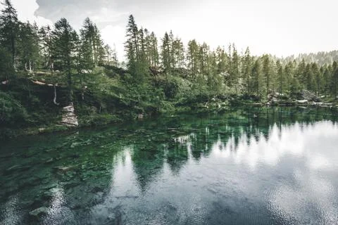 Mountain Lake 库存照片