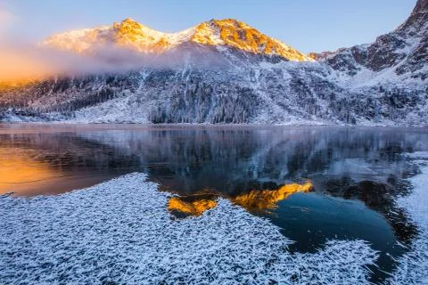 Mountain lake Foto stock
