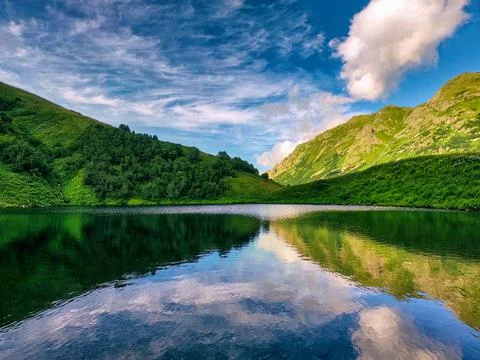 Mountain lake 스톡 사진
