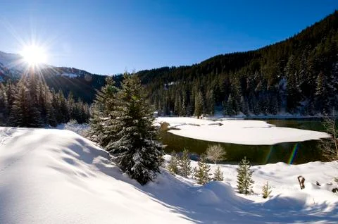 Mountain lake in winter Foto stock