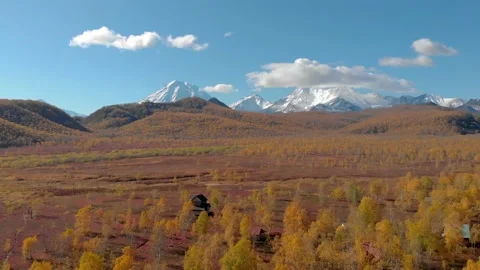 MOUNTAIN LANDSCAPE Stock Footage 146870706