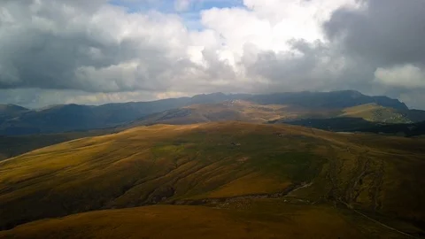 Mountain landscape moving clouds timelapse in Carpatian mountain Stock Footage 117915965