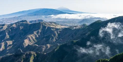 Mountain landscape. View from the observation deck: Mirador Pico del Ingles.  Фото
