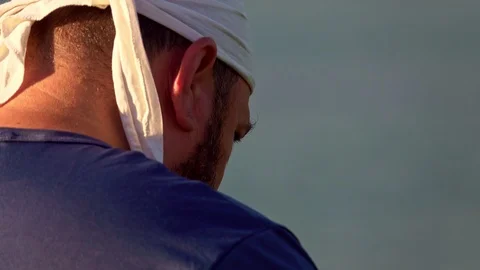 Mountain man working with laptop in the mountains Stock-Footage 113570688