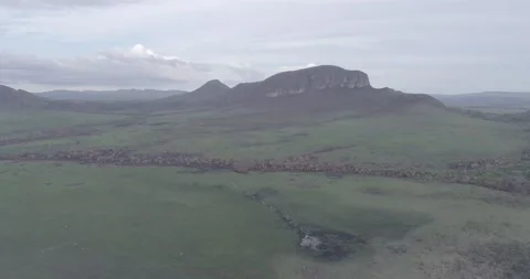 Mountain in the middle of the atlantic forest drone slide Stock Footage 139950878
