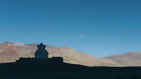 Mountain &amp; Moon Timelapse 库存影片 84007028