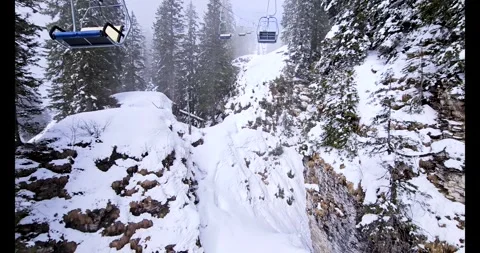 Up to the mountain movie Video stock 267196268