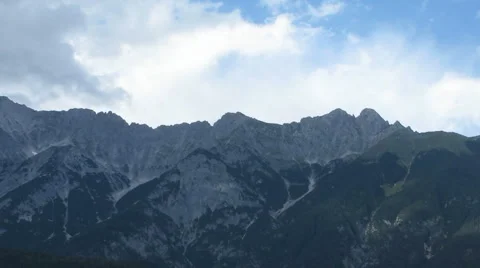 Mountain Panorama  Stock-Footage 1079074