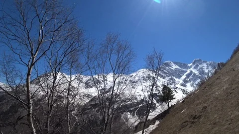 Mountain panoramic view on a bright sunny day in spring Video stock 89815719