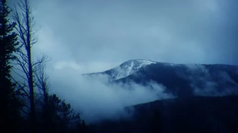 Mountain Pass Time Lapse Stockbeeldmateriaal 8924091