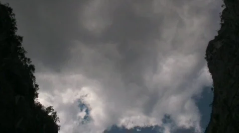 Mountain peak and sky Video stock 652756