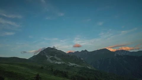 Mountain peak cloud time lapse sunset sky Stock Footage 345829196