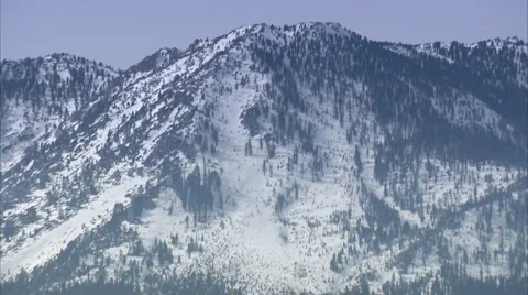 Mountain peaks Video stock 986599