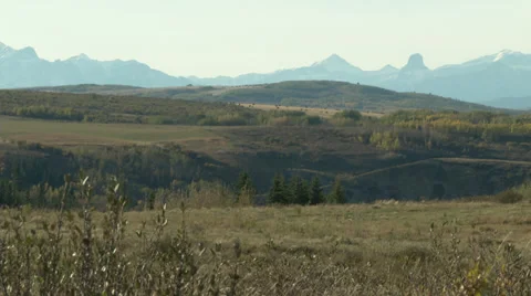 Mountain Prairie Landscape. Stock Footage 31155915