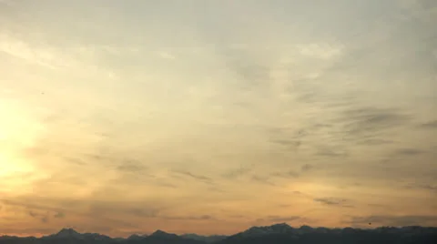 Mountain Range Big Sky Cloudscape at Dusk Stock Footage 25135564