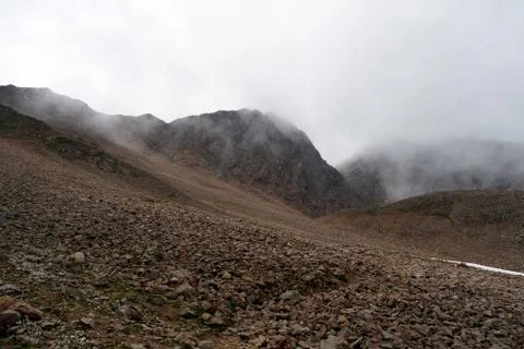 Mountain range in the clouds. Foto stock
