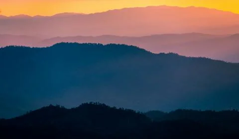 Mountain range in colorful at sunset Stock-Fotos