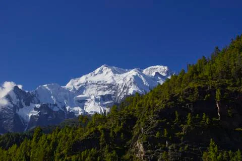 Mountain range on the eastern side of the Annapurna circuit. Stock Photos