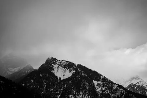 Mountain Range in Manali Stock Photos