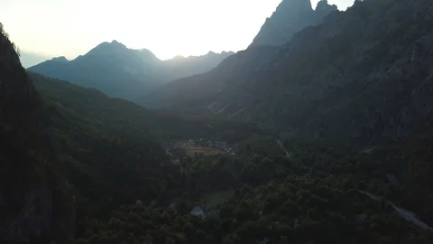 Mountain range silhouette Video stock 129343002