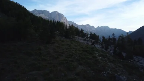 Mountain range at sunrise Stock-Footage 129332036