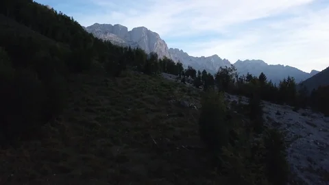 Mountain range at sunrise Stock-Footage 129344508