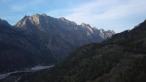 Mountain range at sunrise Stock-Footage 129346830