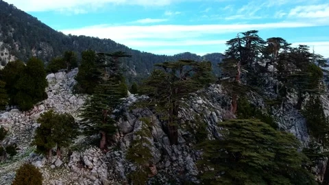 Mountain range in the Taurus mountains 스톡 동영상 220085530