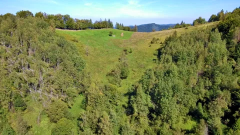 Mountain ridge unveiling Stock Footage 99273022