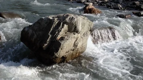 Mountain River 17 Vídeos de archivo 91656530