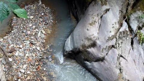 Mountain River 2 Vídeos de archivo 91656620