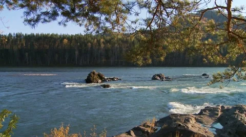 Mountain river 4 Vídeos de archivo 7655164