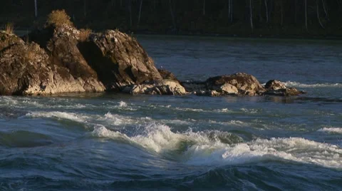 Mountain river 7 Vídeos de archivo 7654753