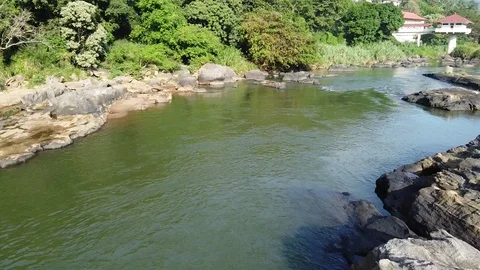 Mountain river air-view Vidéo 125059316