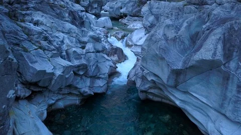 Mountain river in the Alpine rocks 5 Stockbeeldmateriaal 106182527